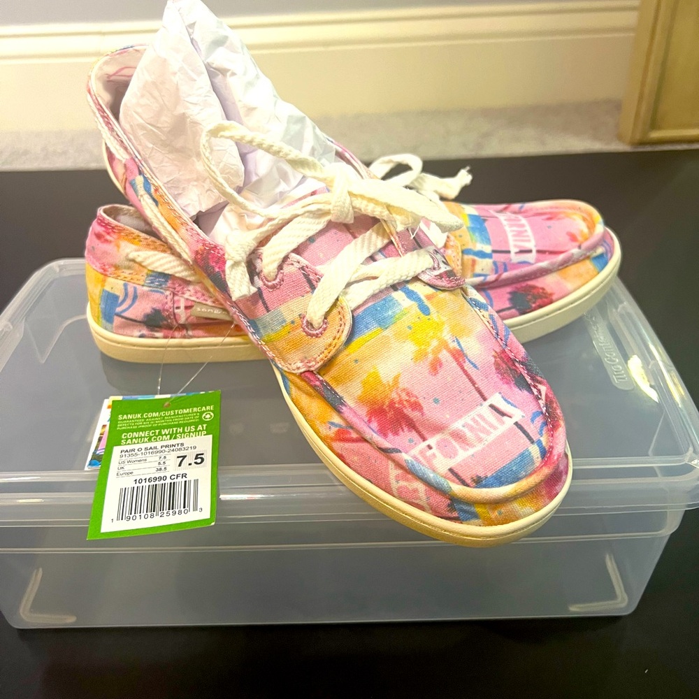 Sanuk Pair O Sail CA print lace-up slip on sneakers yoga mat comfy NWT 7.5 women